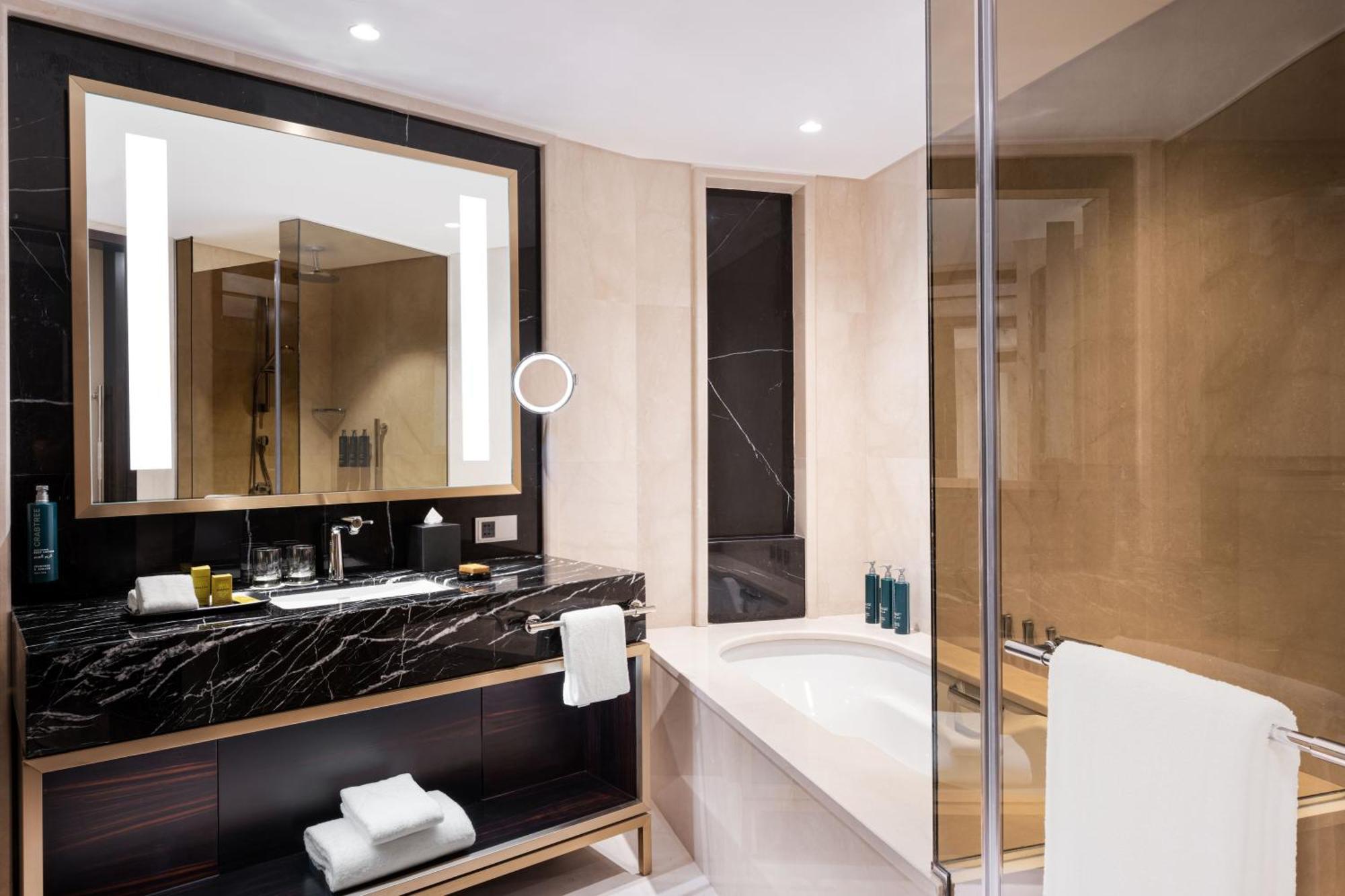 Hilton Riyadh Olaya Ngoại thất bức ảnh